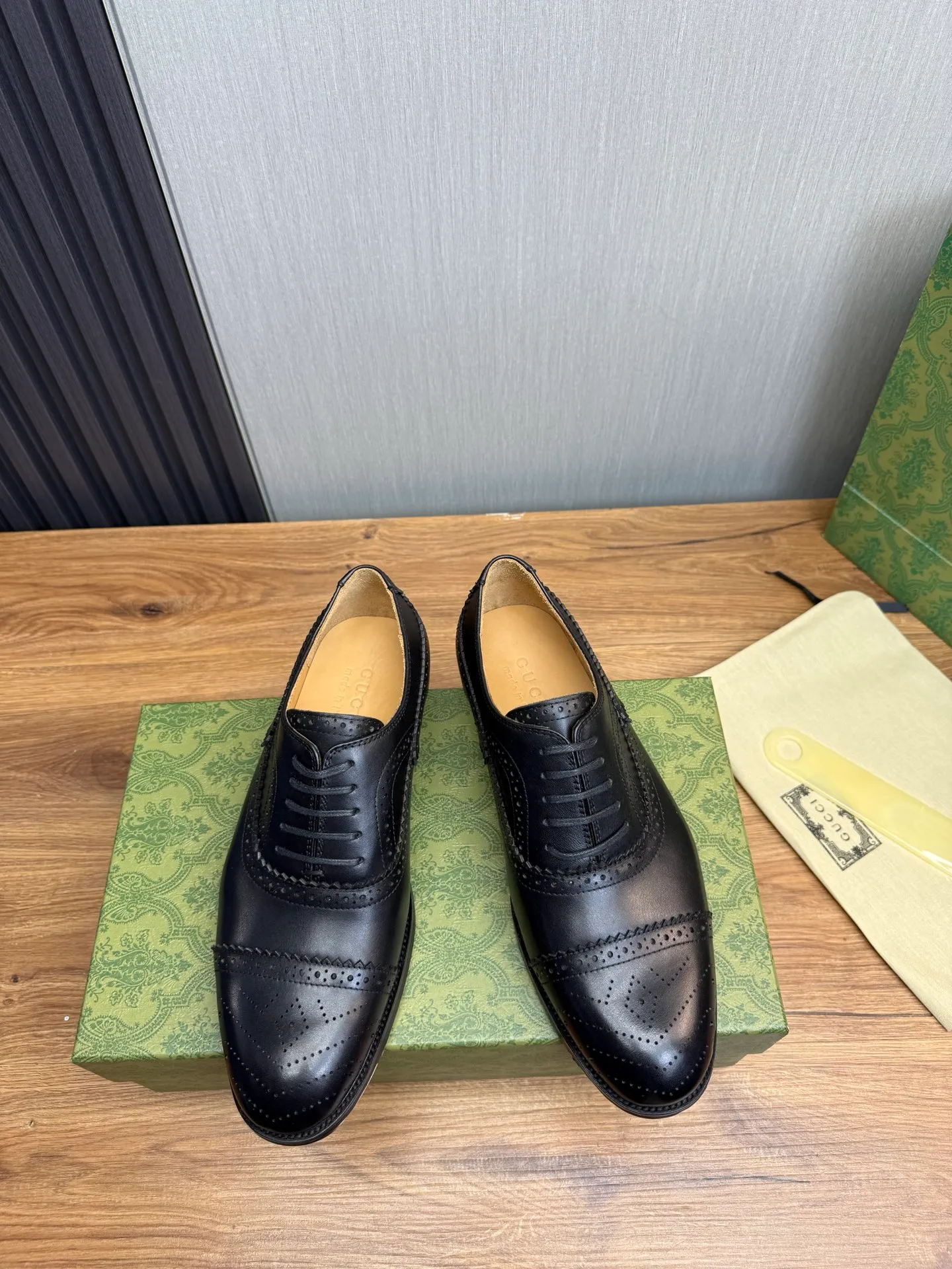 Men's shoes 💰680💰 GUCCI Gucci. Men's business casual leather shoes, all made of imported original brand leather, just to create a more comfortable wearing experience. Upper: original cowhide + imported cowhide lining, original non-slip and wear-resistant outsole ✔️36-45 (38.45 non-refundable)